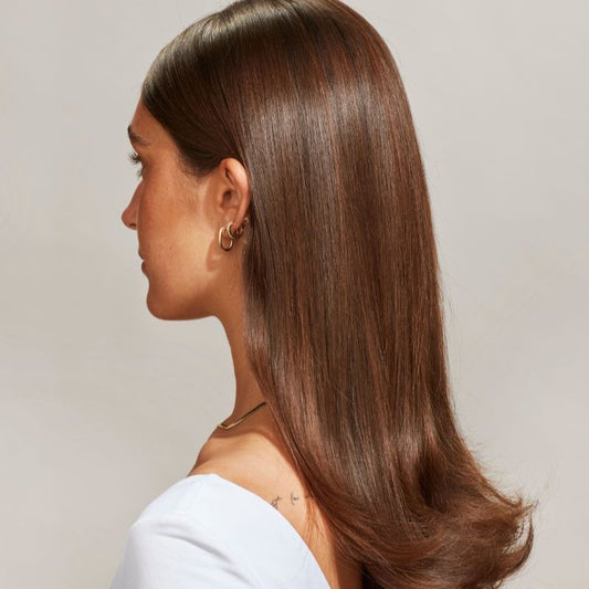 Create Damage-Free 90s Supermodel Hair in Minutes